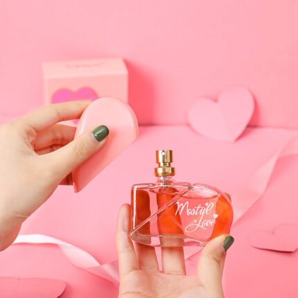 Women's Fruity Love-shaped Perfume
